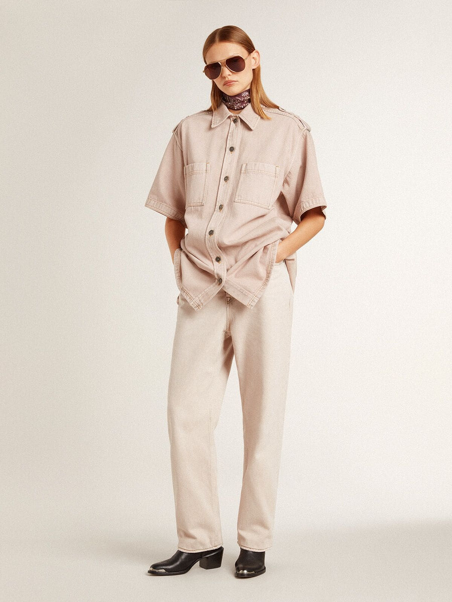 camisa vaquera teñida en rosa de corte extragrande para mujer
