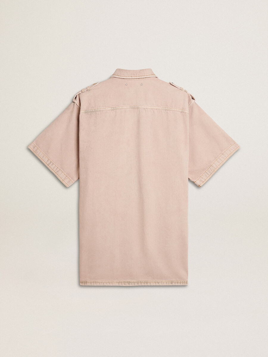 camisa vaquera teñida en rosa de corte extragrande para mujer