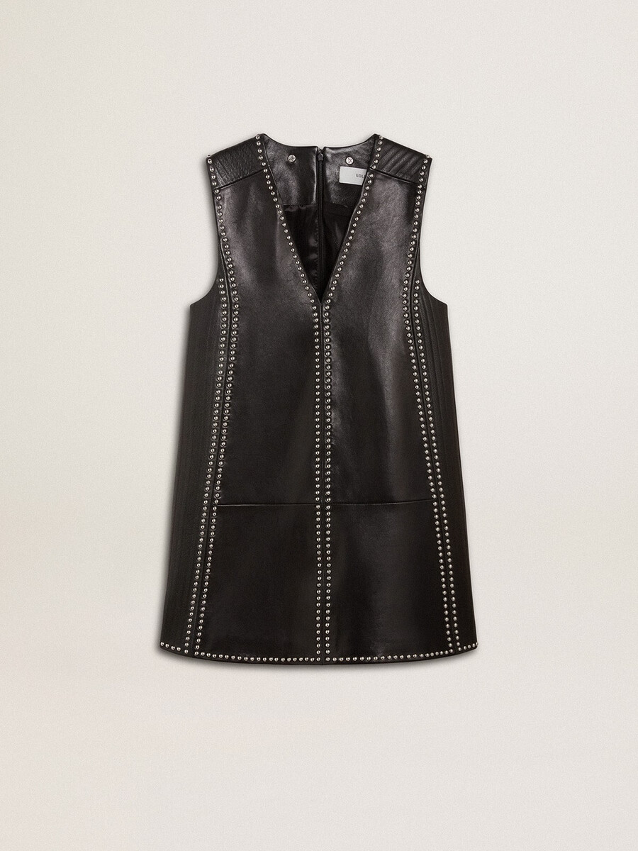 vestido de mujer de piel napa negra con tachuelas